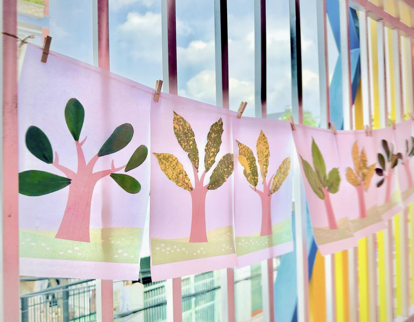 Nhuộm Màu Cho Vải - Tạo hình cây từ lá
